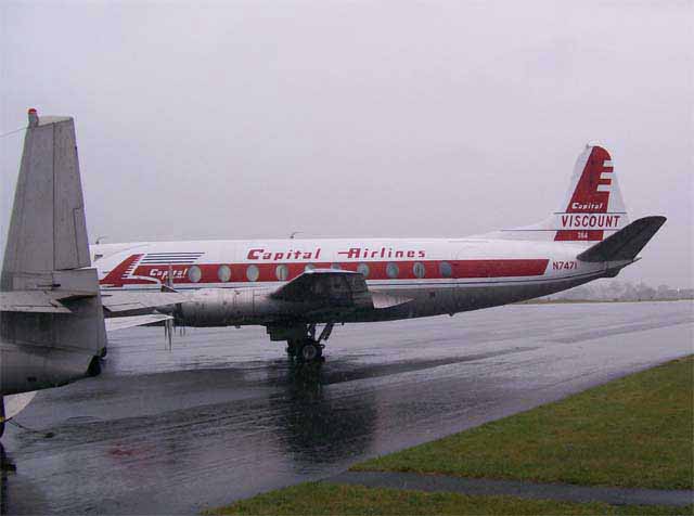 Capital Airlines airplane